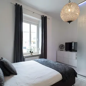  Gasthof Executive Double With En-suite In Rue Trevires R3