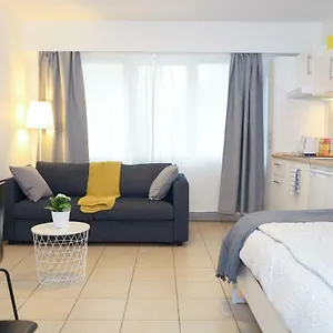 Nice Central Studio Apartment